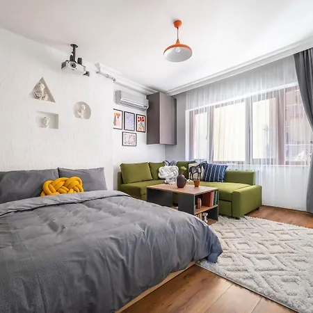 Отель Galata Five *